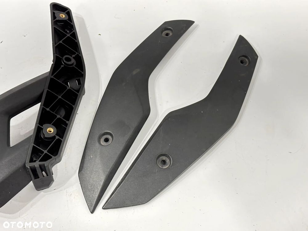 Stelaż szyby  BMW C650GT  12-16R - 3