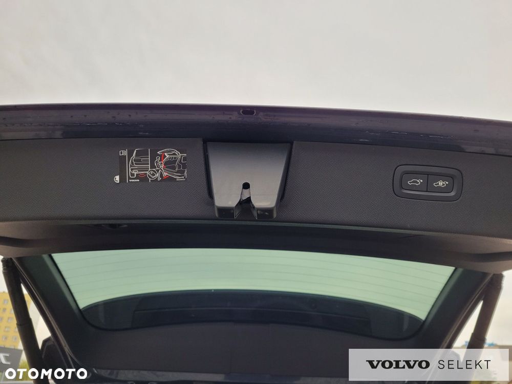 Volvo XC 90 - 31