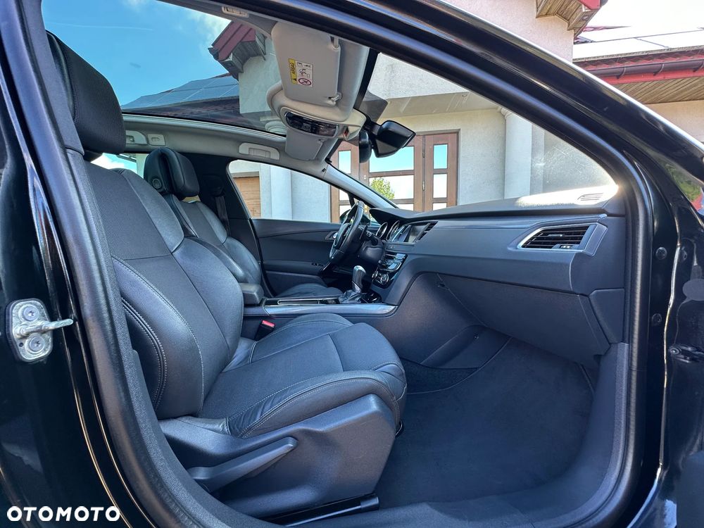 Peugeot 508 SW BlueHDi 180 EAT6 Stop&Start Allure - 24