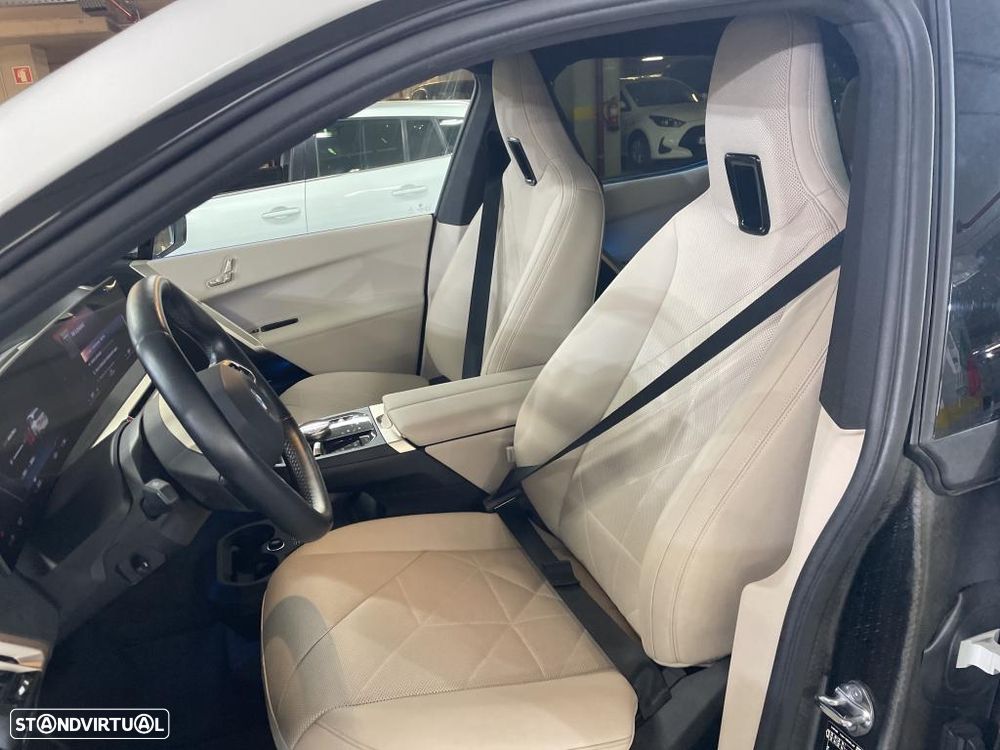BMW iX xDrive 40 - 6