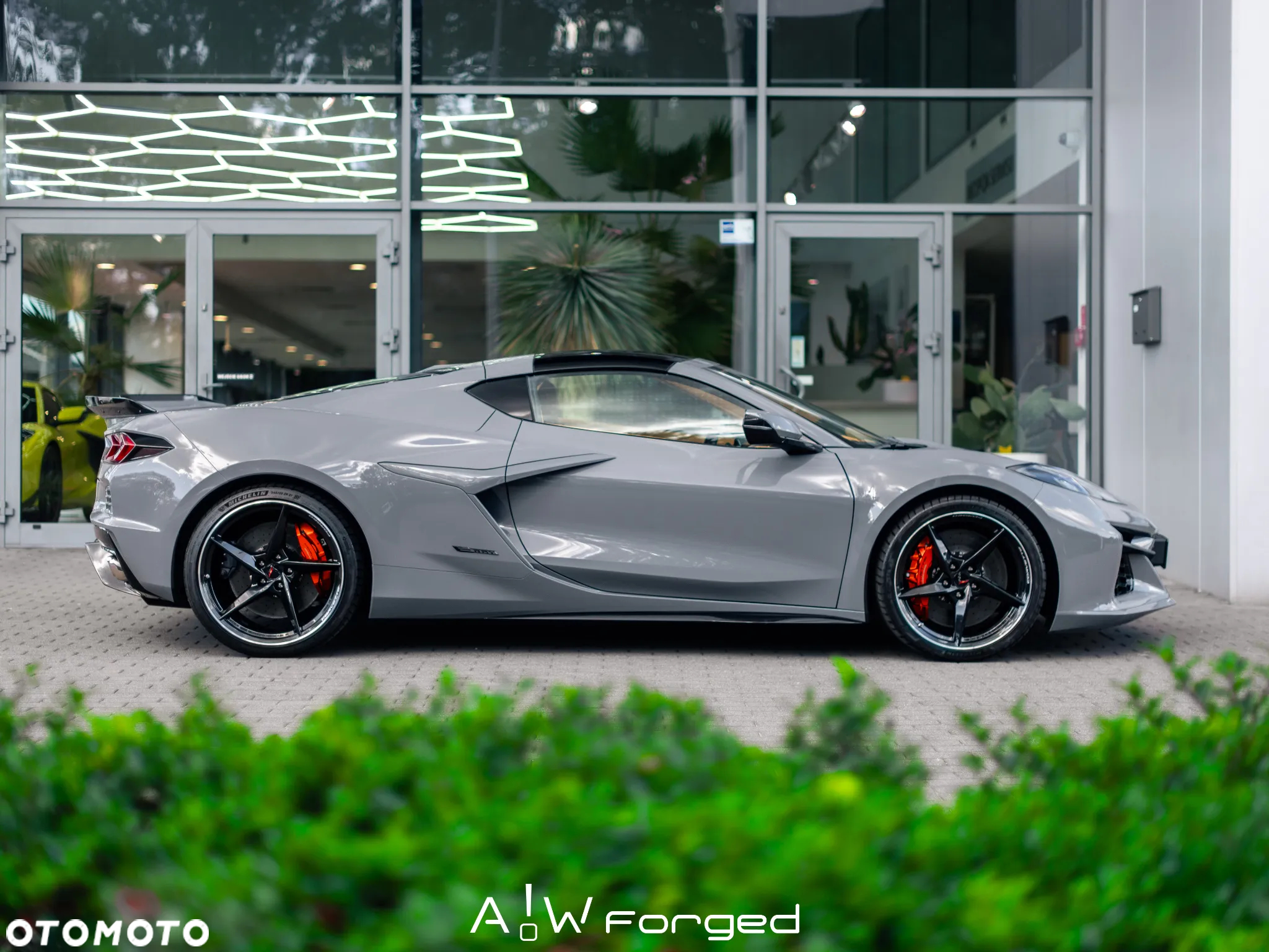 Chevrolet Corvette - 7