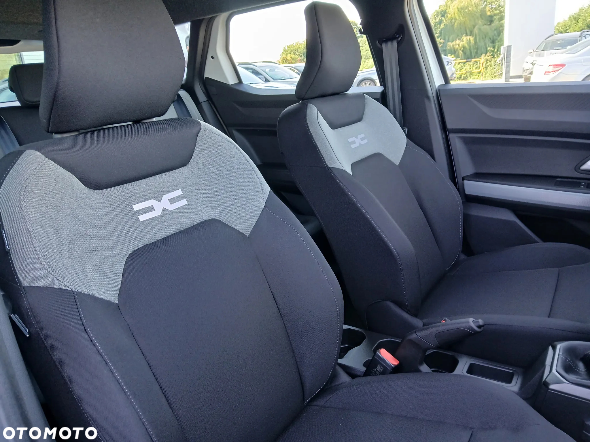 Dacia Duster 1.0 TCe Essential - 8