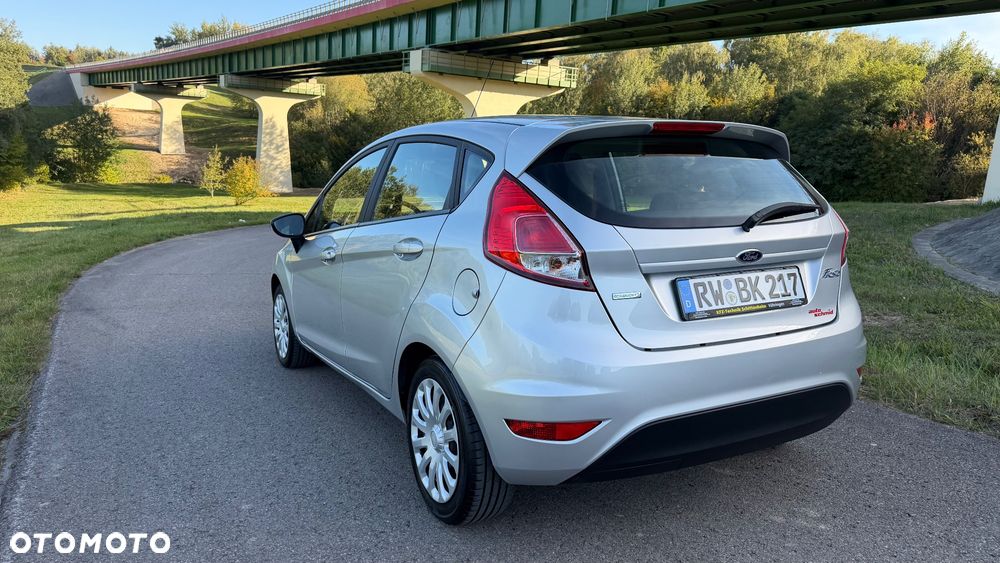 Ford Fiesta - 27