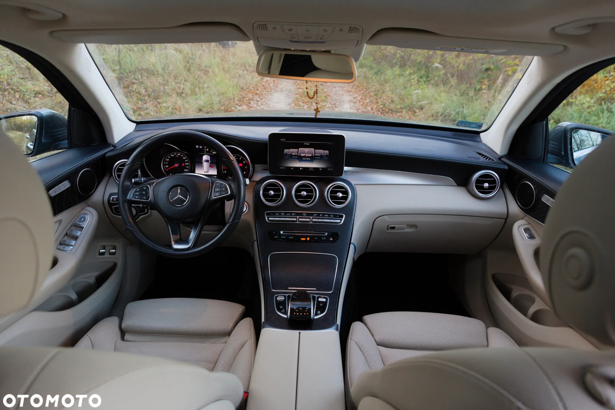Mercedes-Benz GLC 350 e 4Matic 7G-TRONIC - 22
