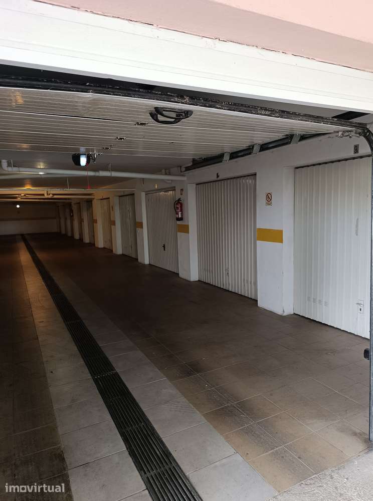 Garagem fechada Setubal,Reboreda - Grande imagem: 3/4
