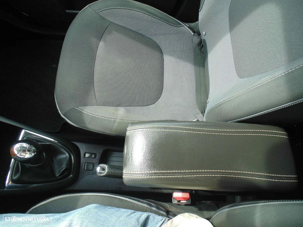 Renault Captur 0.9 TCE Exclusive - 31