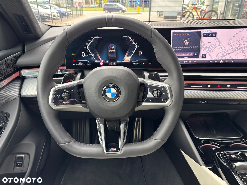 BMW Seria 5 520d xDrive mHEV M Sport - 32