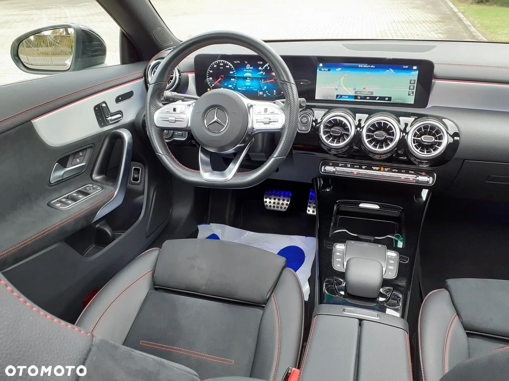 Mercedes-Benz CLA 200 mHEV AMG Line 7G-DCT - 28