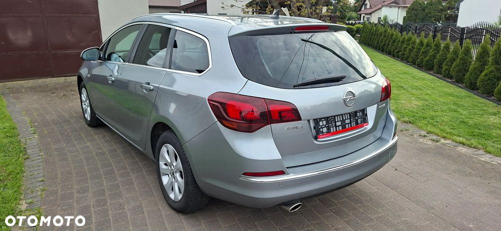 Opel Astra 1.4 Turbo Edition Sport - 3