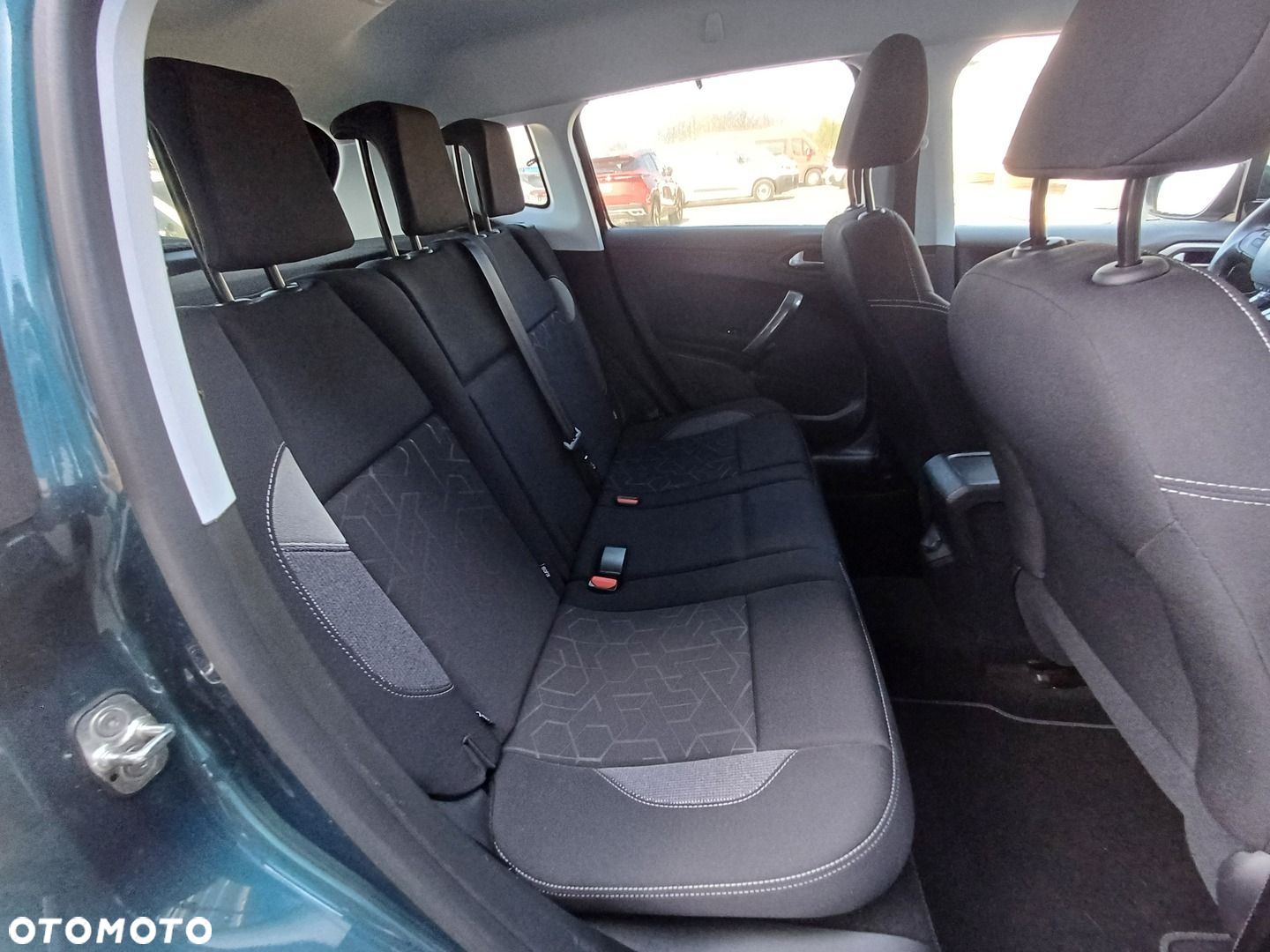 Peugeot 2008 - 26
