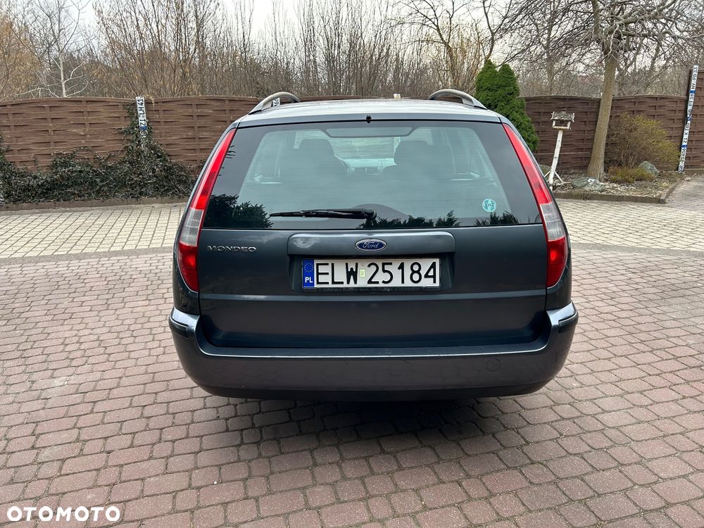 Ford Mondeo 2.0 Trend - 9