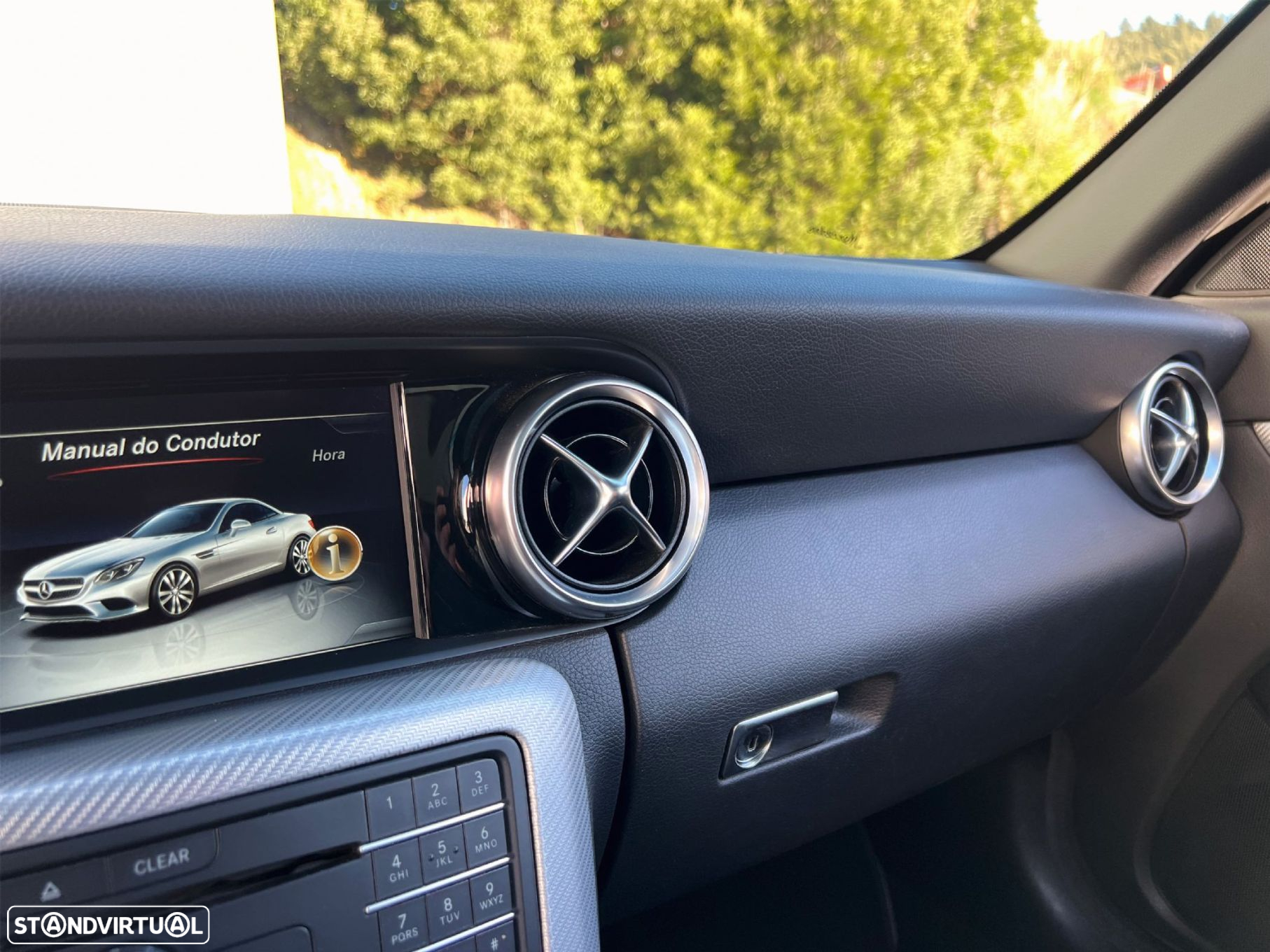Mercedes-Benz SLC 180 - 37