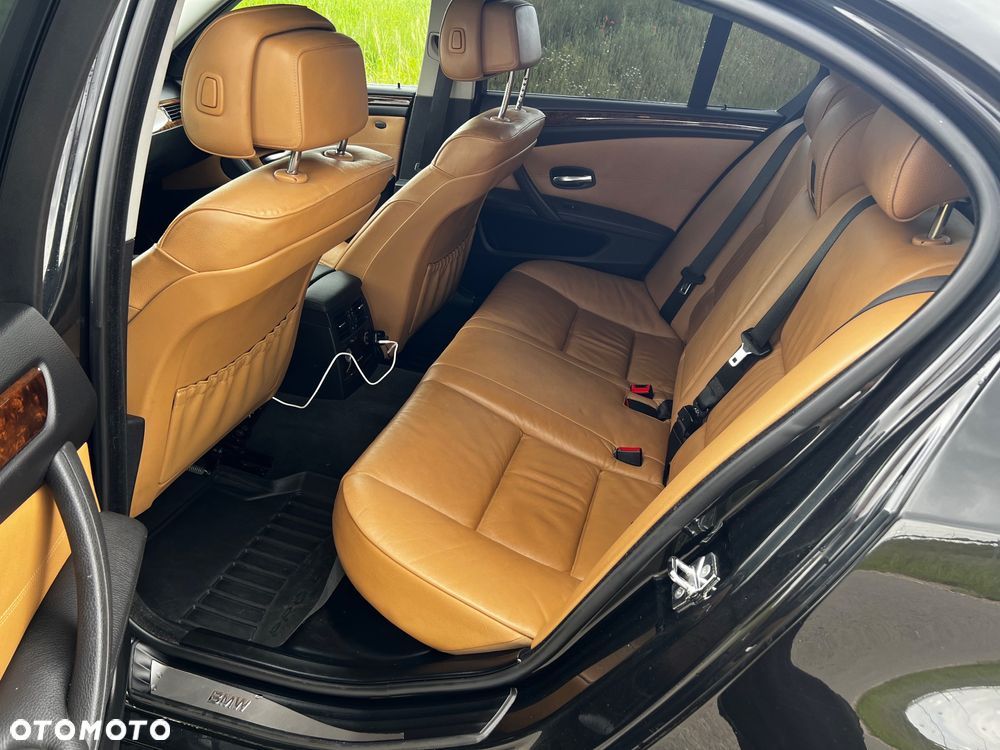 BMW Seria 5 530d - 14