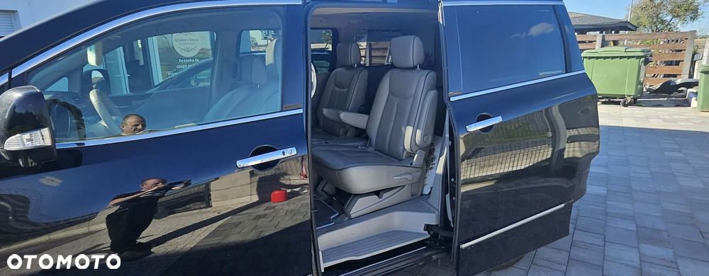 Nissan Quest - 4