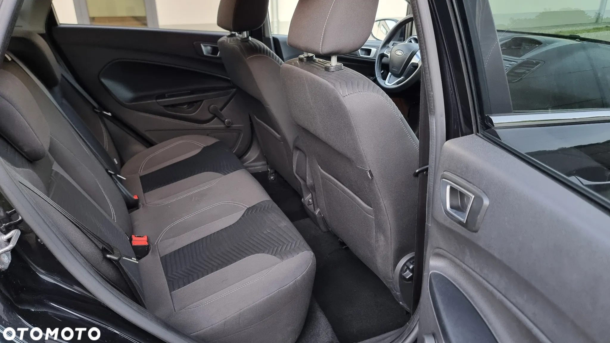 Ford Fiesta 1.6 TDCi Titanium - 35