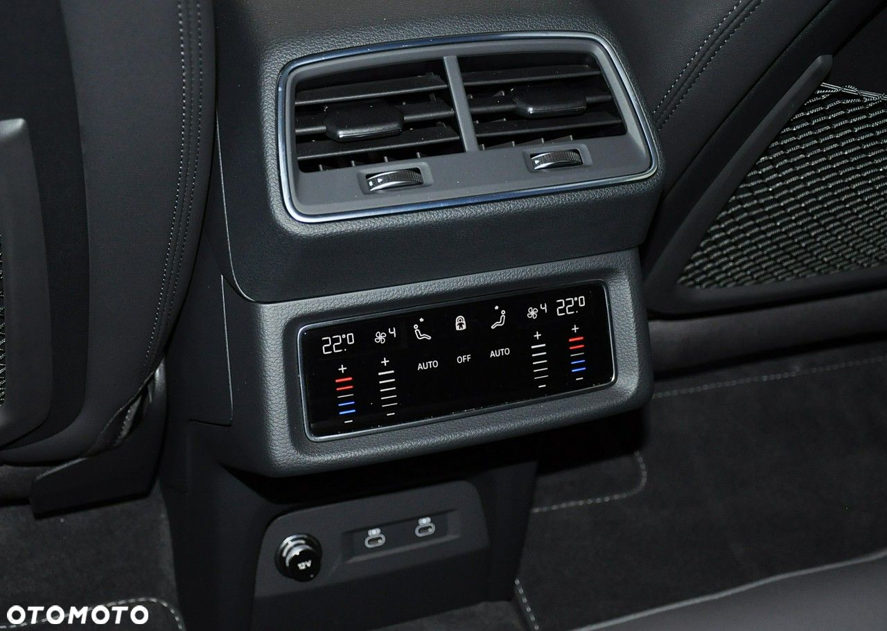 Audi e-tron - 26