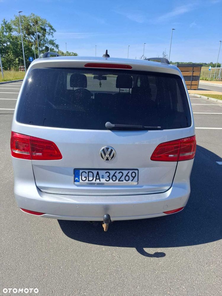 Volkswagen Touran - 6