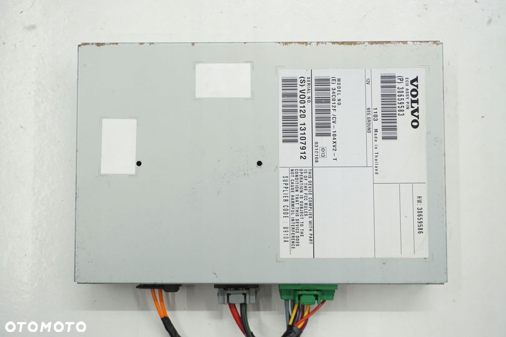 VOLVO S60 II WZMACNIACZ RADIA 30659583 - 1