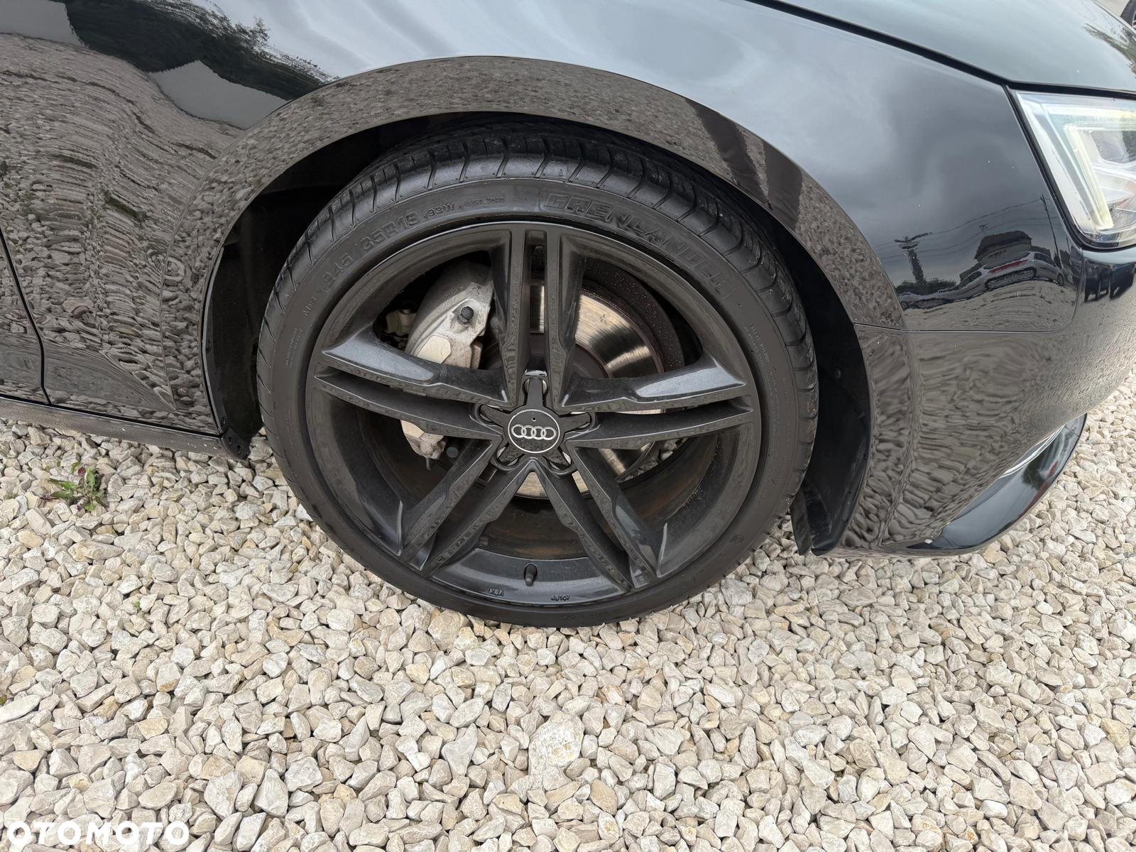 Audi A4 - 24