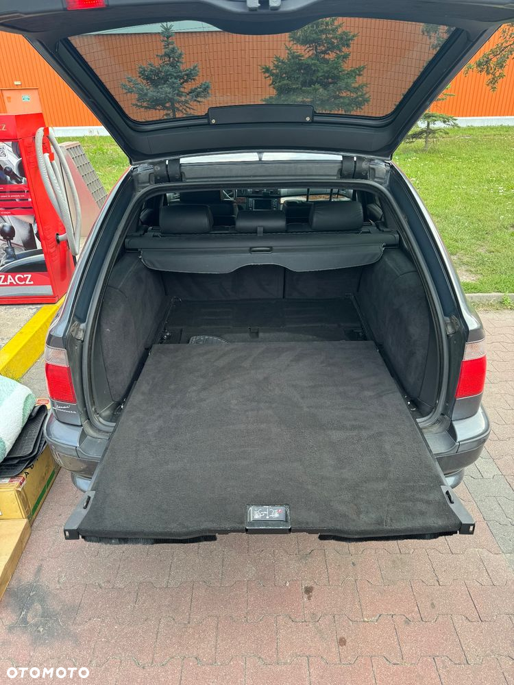 BMW Seria 5 - 33