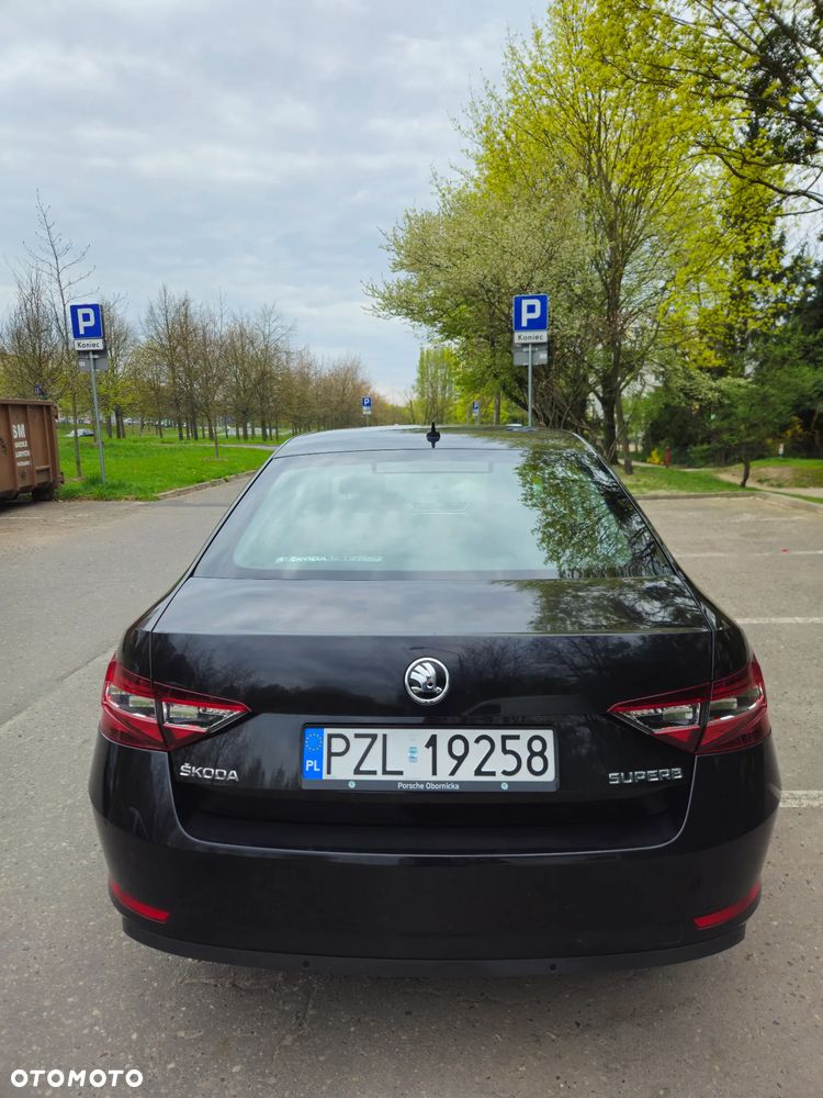 Skoda Superb 2.0 TDI Style DSG7 - 9