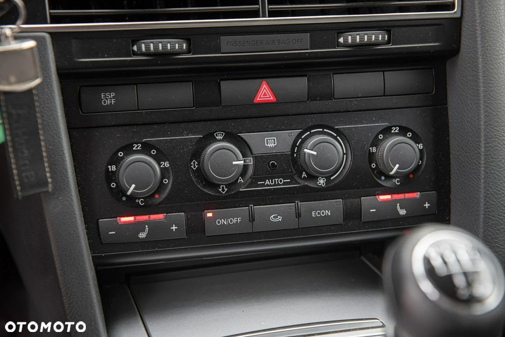 Audi A6 Avant 2.0 TDI - 23