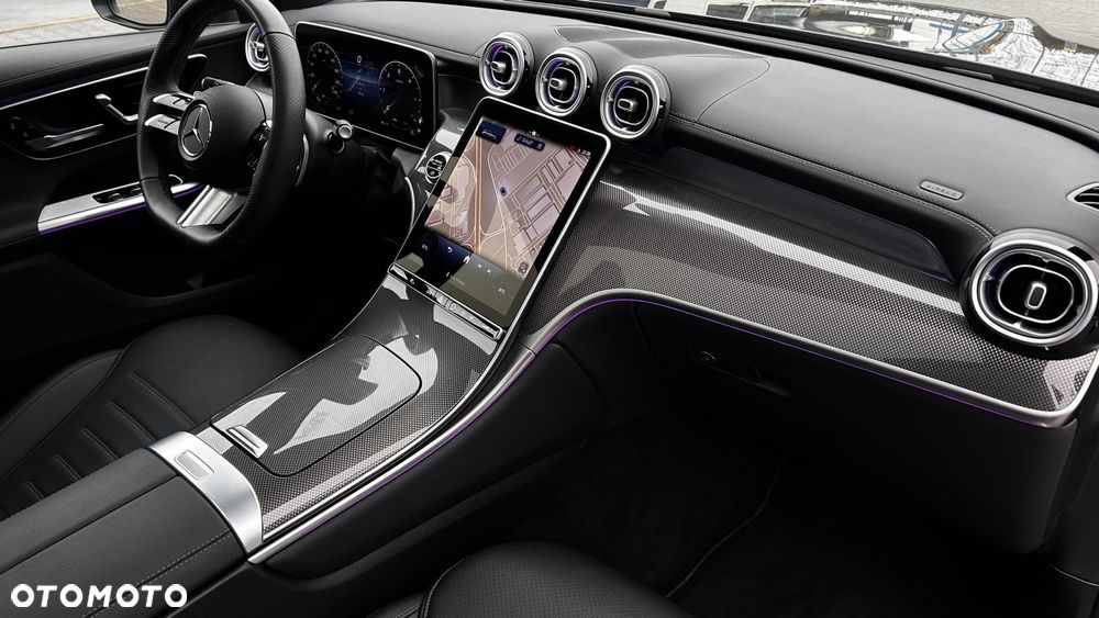 Mercedes-Benz GLC - 24