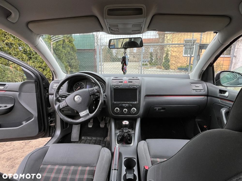 Volkswagen Golf 1.6 Q-Line - 13