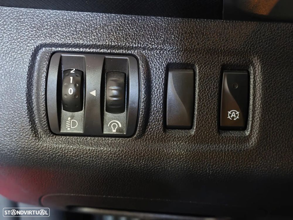 Renault Clio 0.9 TCe Limited - 14