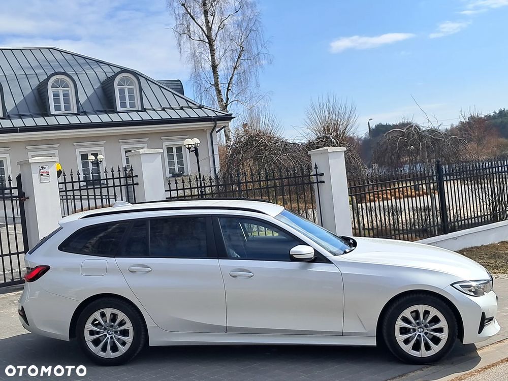 BMW Seria 3 318d Edition Luxury Line Purity - 6