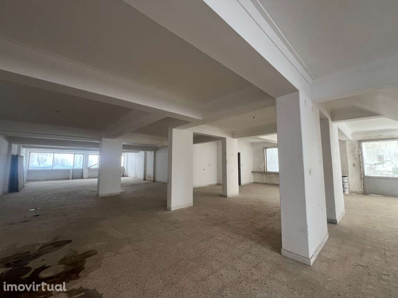 Loja/Armazem no Cacém - Grande imagem: 5/10