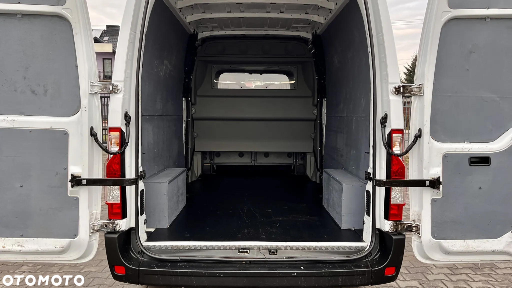 Renault MASTER 2.3 130KM / BRYGADÓWKA / PIERWSZY WŁAŚCICIEL / FAKTURA VAT 23% - 23