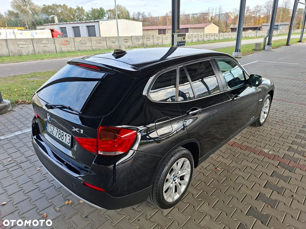 BMW X1 sDrive18d Sport Line - 7