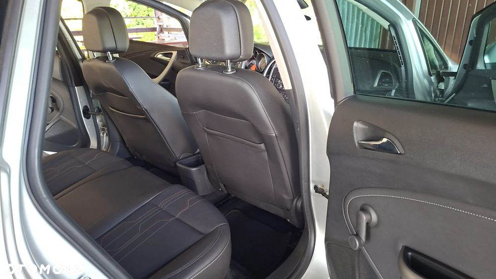 Opel Astra 1.4 Turbo ecoFLEX Start/Stop 150 Jahre - 21