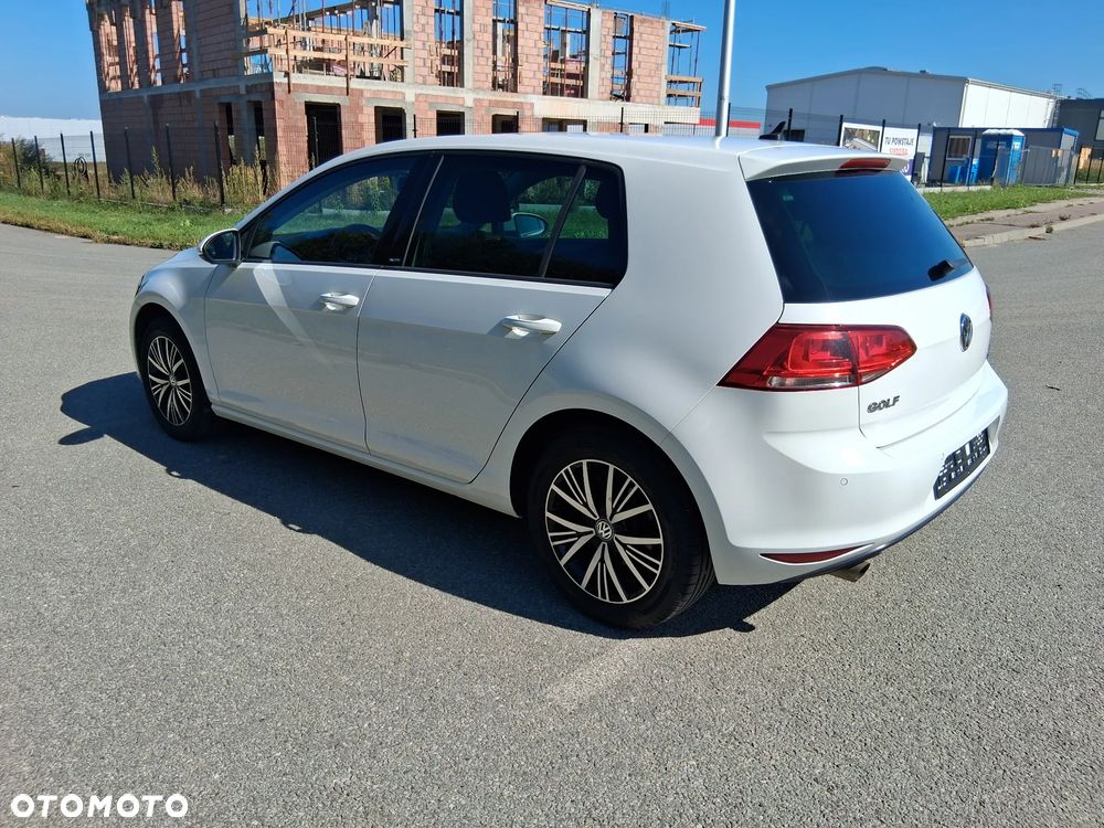 Volkswagen Golf 1.2 TSI BlueMotion Technology Allstar - 13