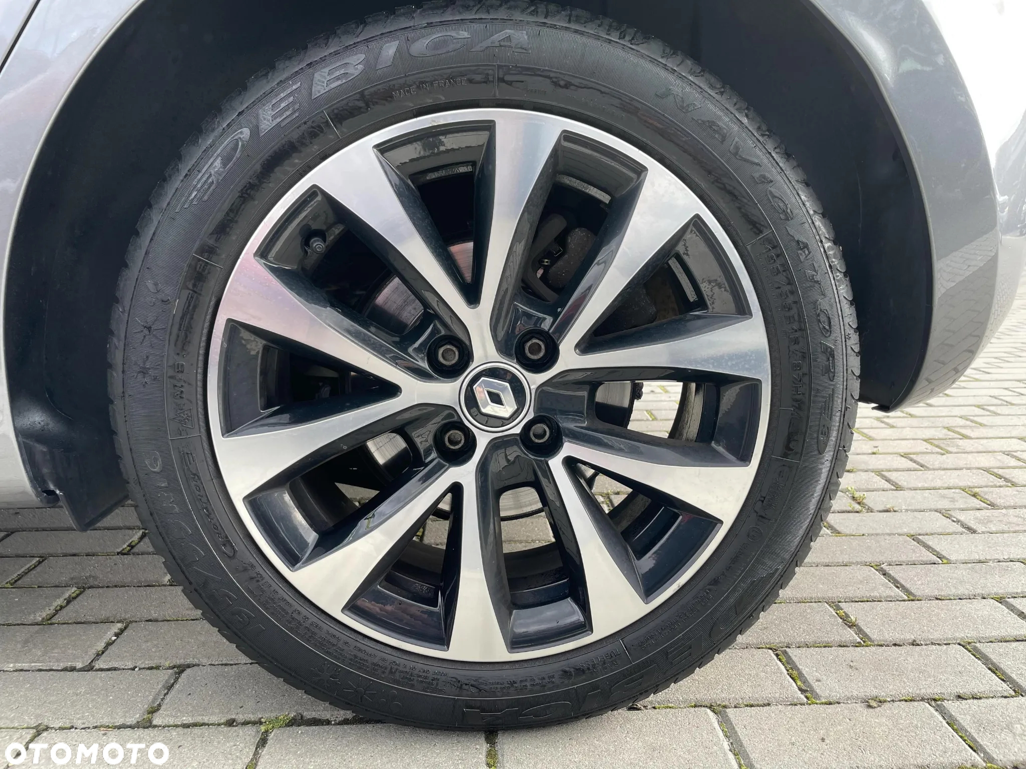 Renault Clio 1.0 TCe Techno - 18