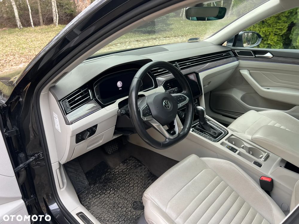 Volkswagen Passat - 7