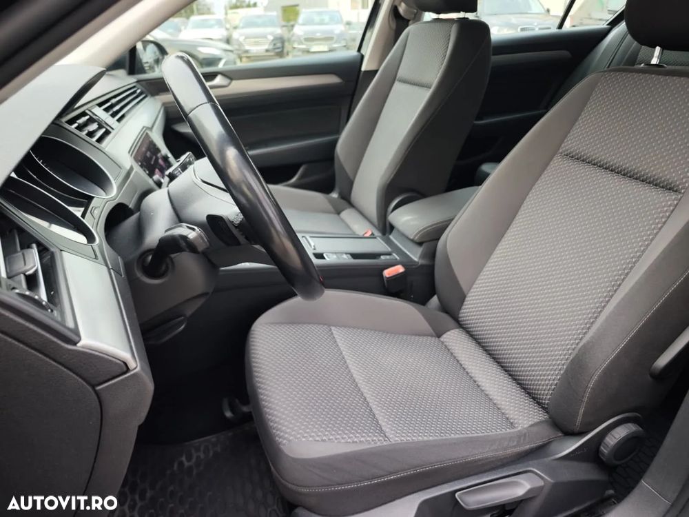Volkswagen Passat 1.5 TSI ACT DSG Advance - 11