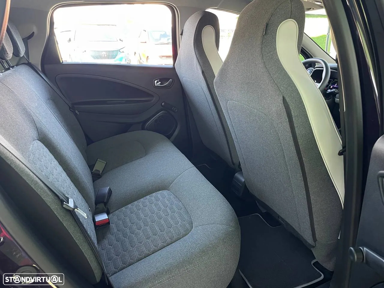 Renault Zoe (c/ Bateria) E-Tech EV50 Equilibre - 11