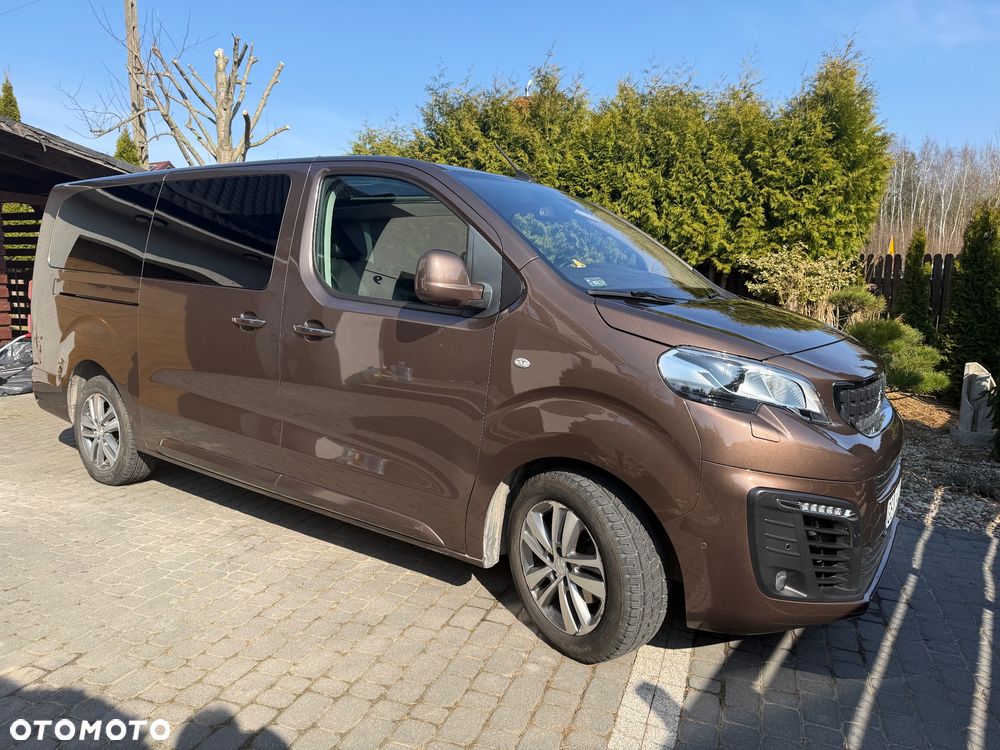 Peugeot Traveller 2.0 BlueHDi Long Business Vip - 34