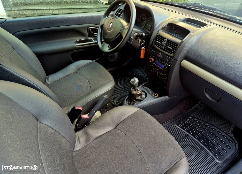 Renault Clio 1.5 DCi Van - 28