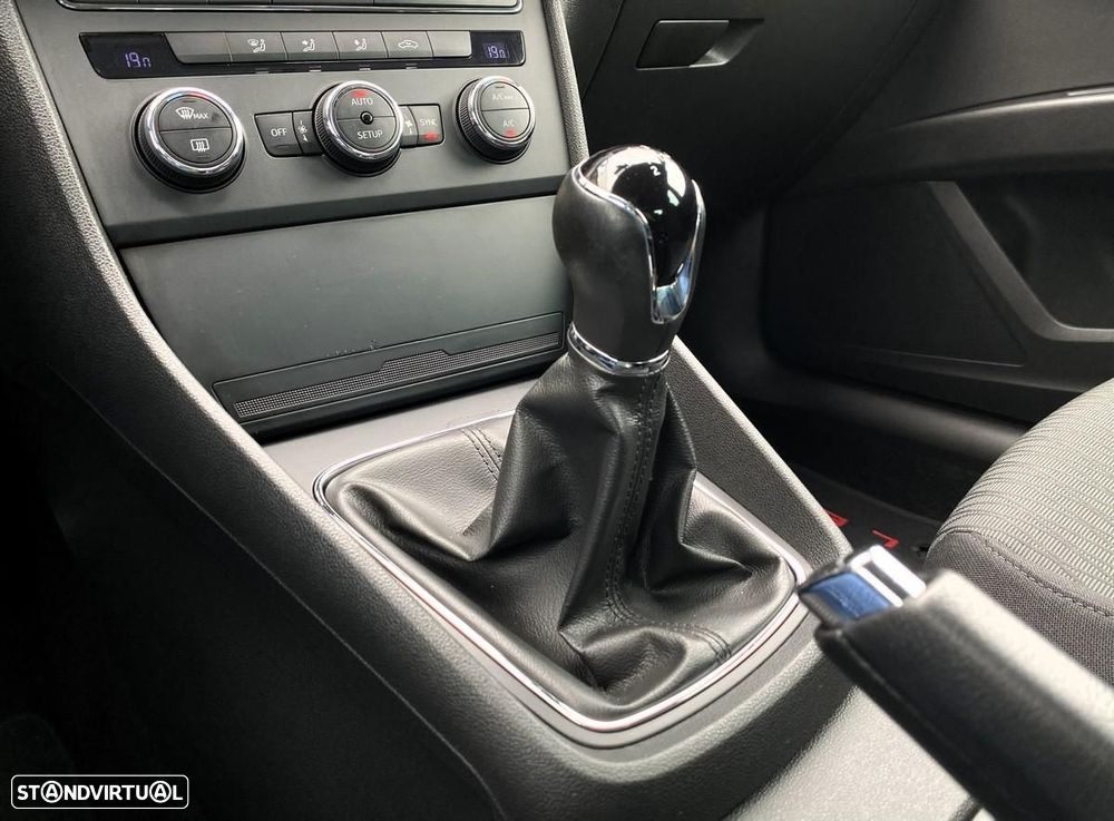 SEAT Leon 1.6 TDI Style Ecomotive - 22