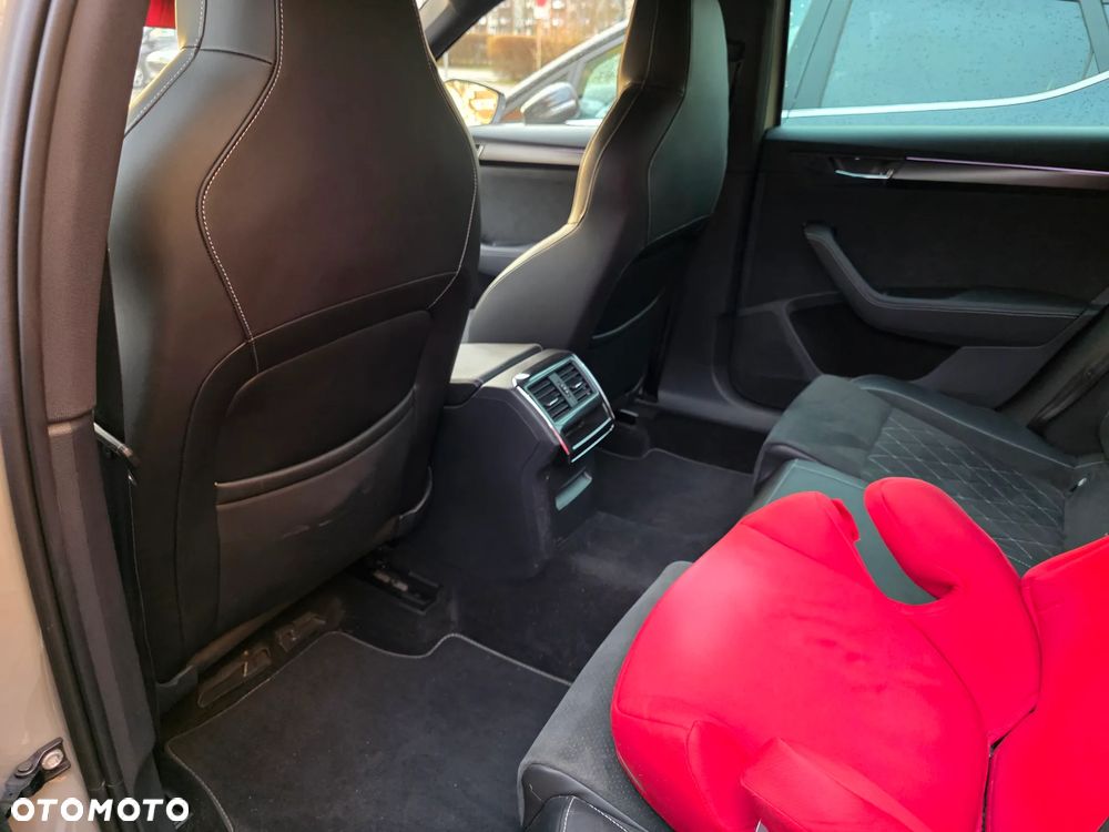 Skoda Superb 2.0 TSI Sportline DSG - 20