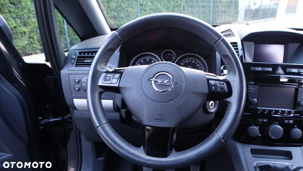 Opel Zafira 1.8 Innovation - 21