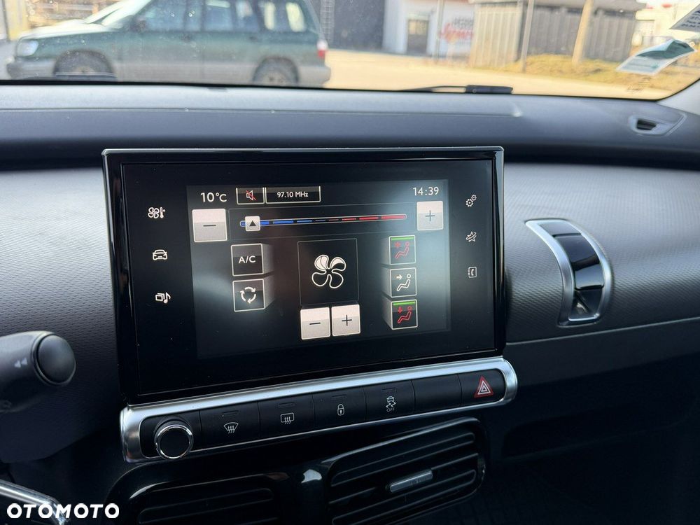 Citroën C4 Cactus - 17