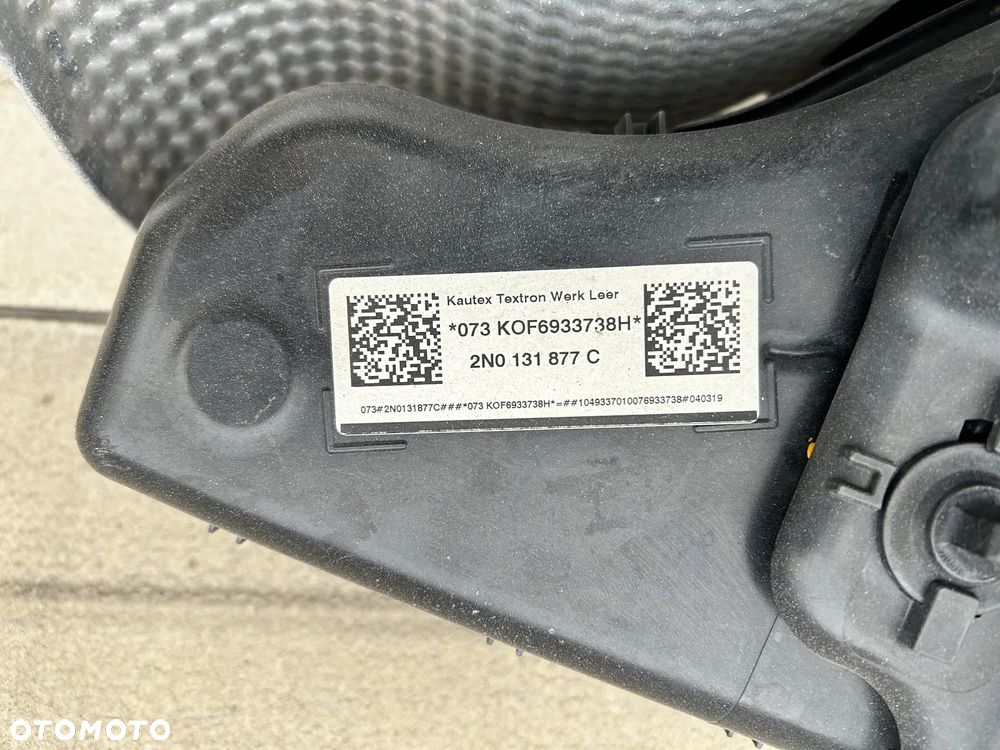 VOLKSWAGEN CRAFTER 2 II MAN TGE ZBIORNIK POMPA WLEWU ADBLUE 2N0131877C - 2
