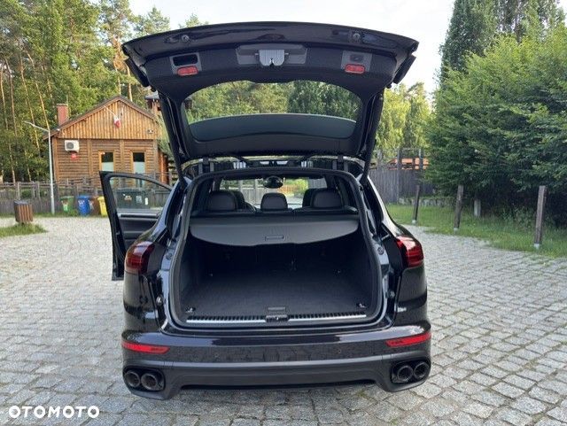 Porsche Cayenne Diesel Platinum Edition - 7