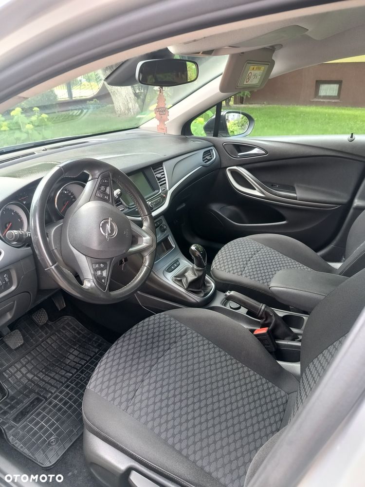 Opel Astra - 6