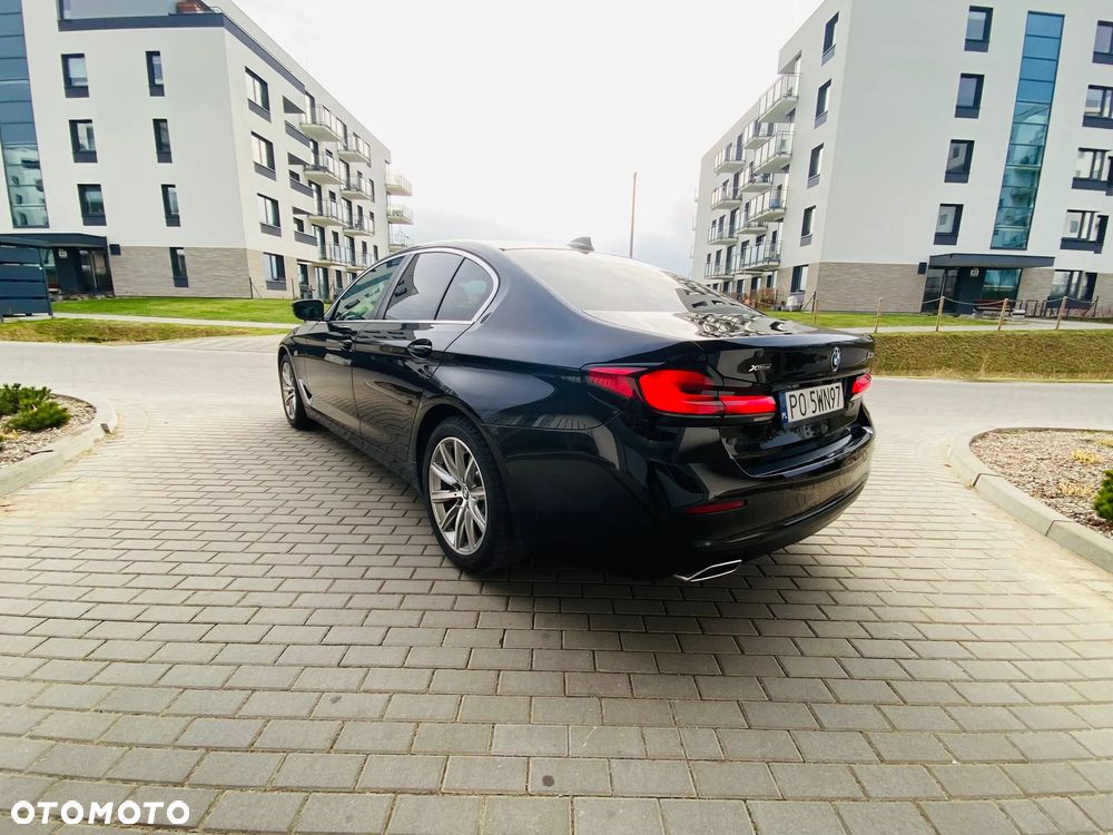 BMW Seria 5 530i xDrive - 6