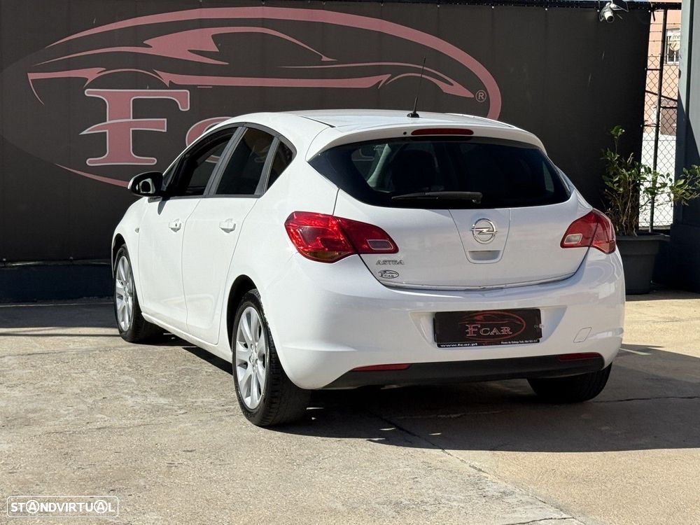Opel Astra 1.3 CDTi - 5